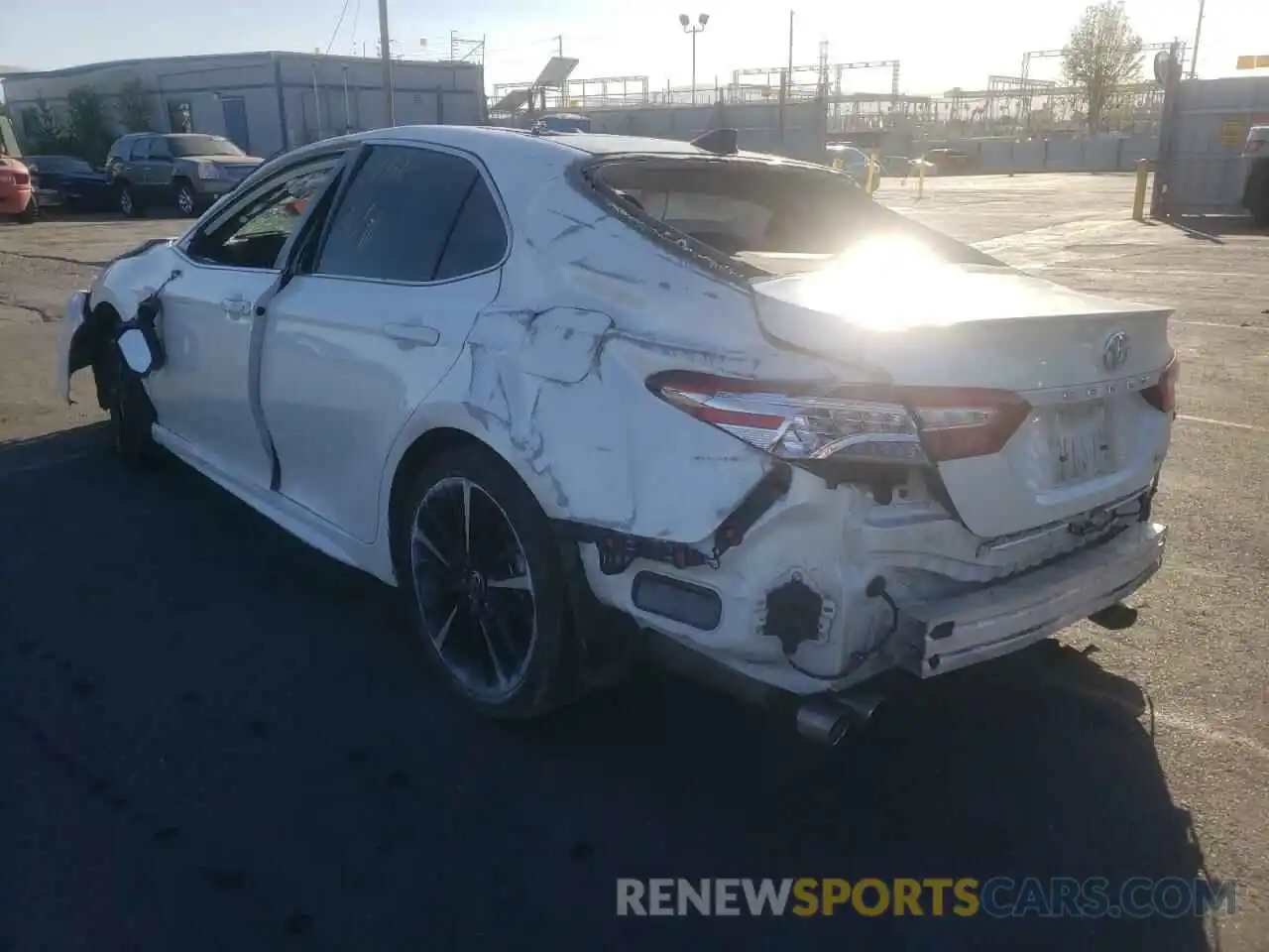 3 Photograph of a damaged car 4T1KZ1AKXLU041314 TOYOTA CAMRY 2020