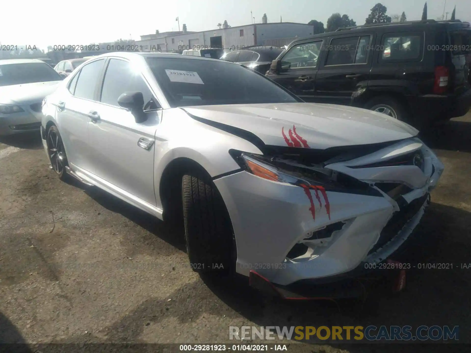 1 Photograph of a damaged car 4T1KZ1AKXLU041863 TOYOTA CAMRY 2020