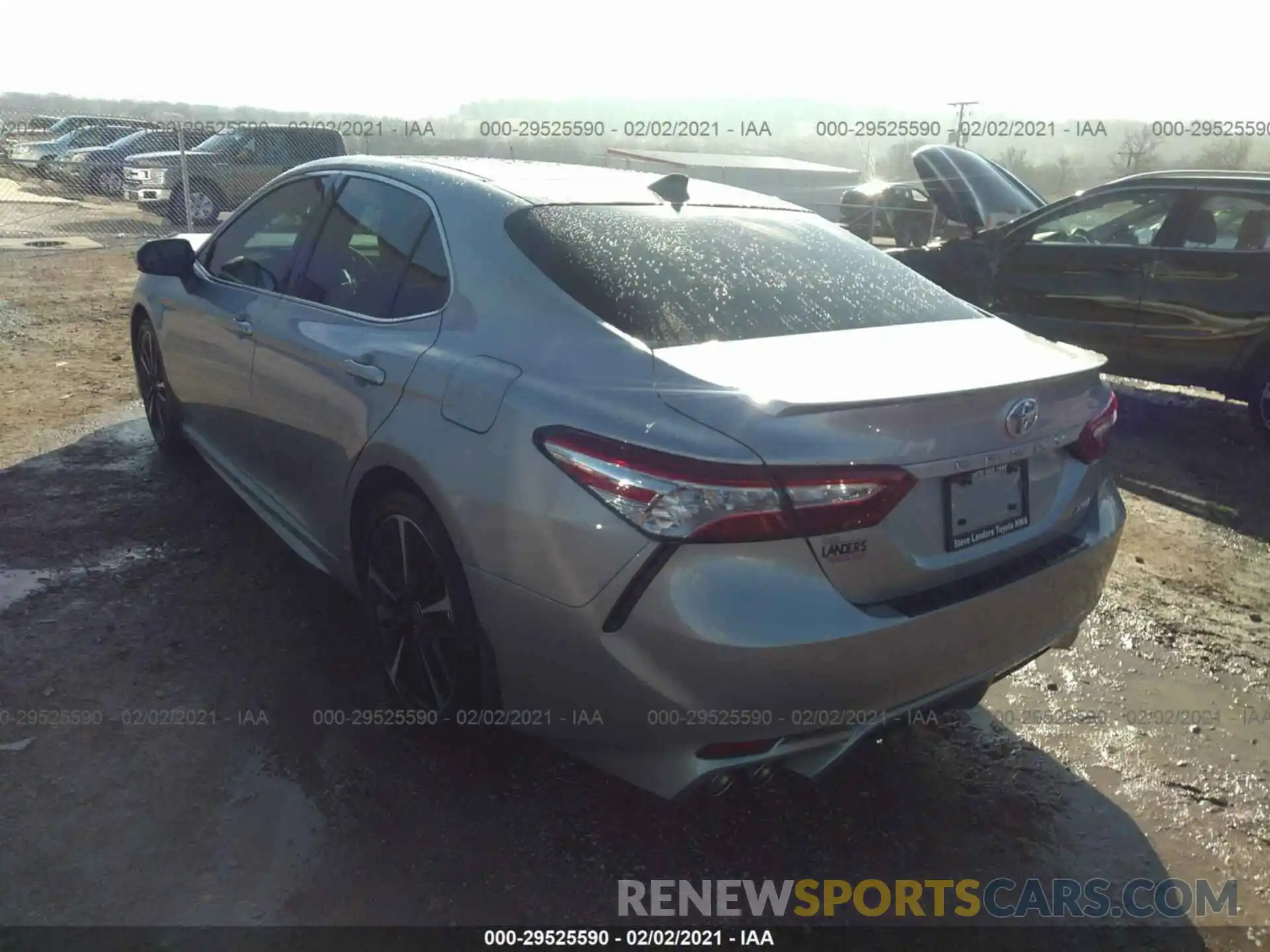 3 Photograph of a damaged car 4T1KZ1AKXLU043595 TOYOTA CAMRY 2020