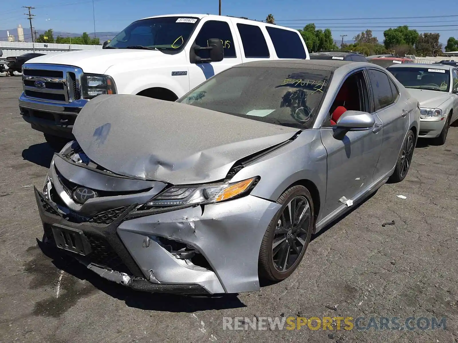 2 Photograph of a damaged car 4T1KZ1AKXLU045184 TOYOTA CAMRY 2020