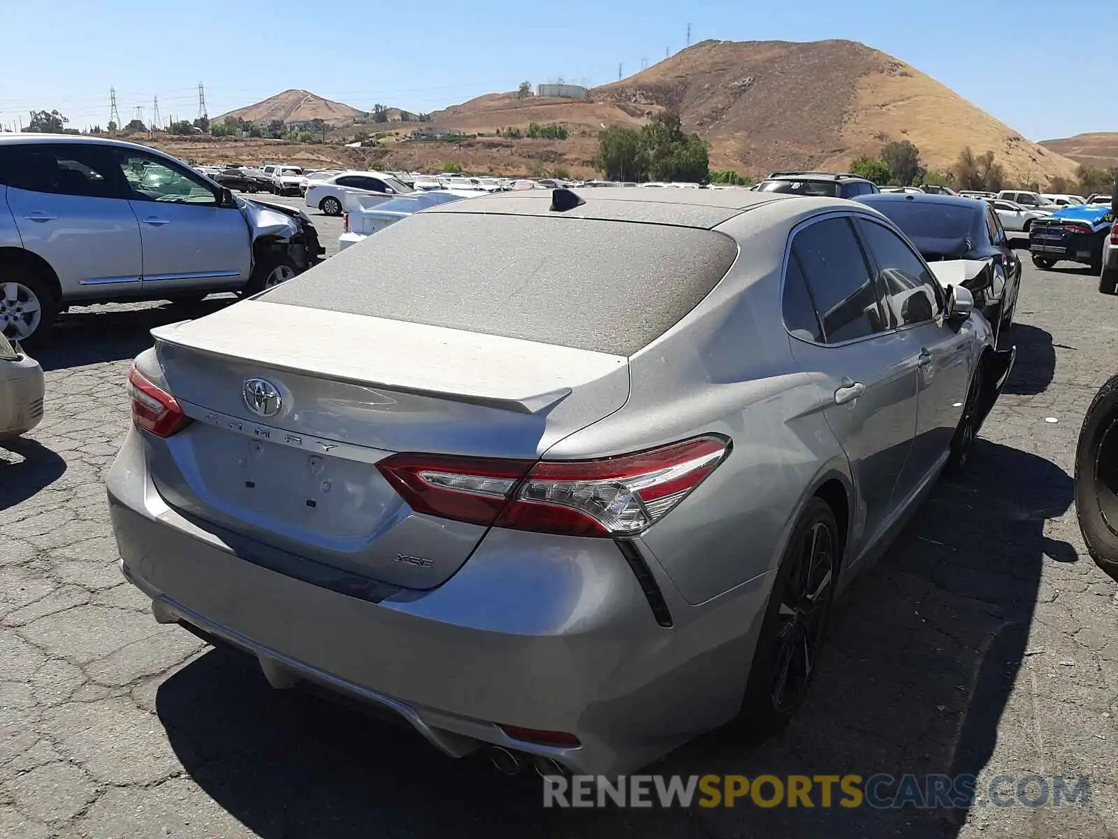 4 Photograph of a damaged car 4T1KZ1AKXLU045184 TOYOTA CAMRY 2020