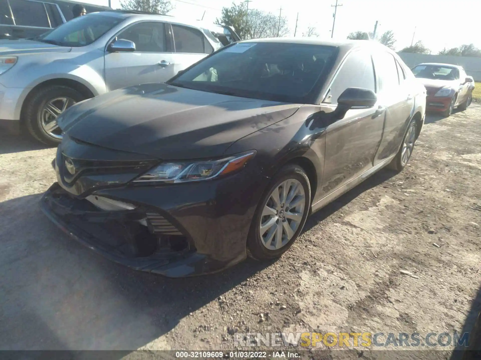 2 Photograph of a damaged car 4T1L11AK0LU308522 TOYOTA CAMRY 2020