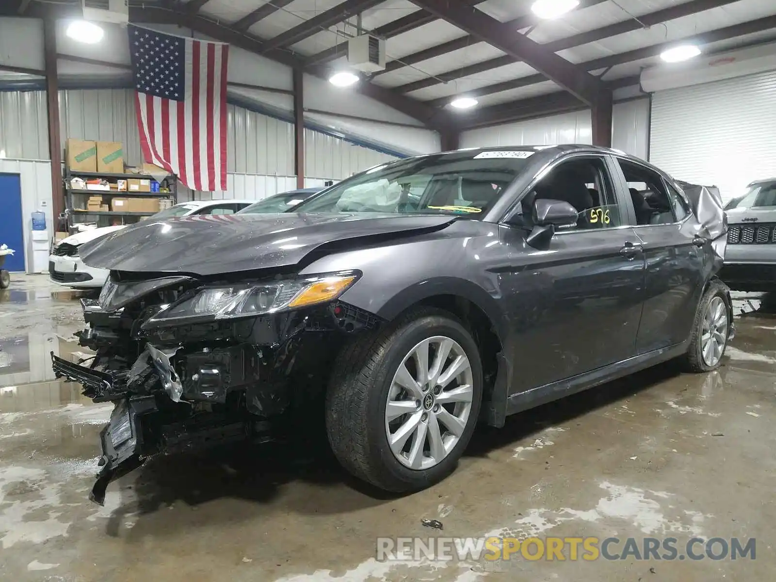 2 Photograph of a damaged car 4T1L11AK0LU507344 TOYOTA CAMRY 2020