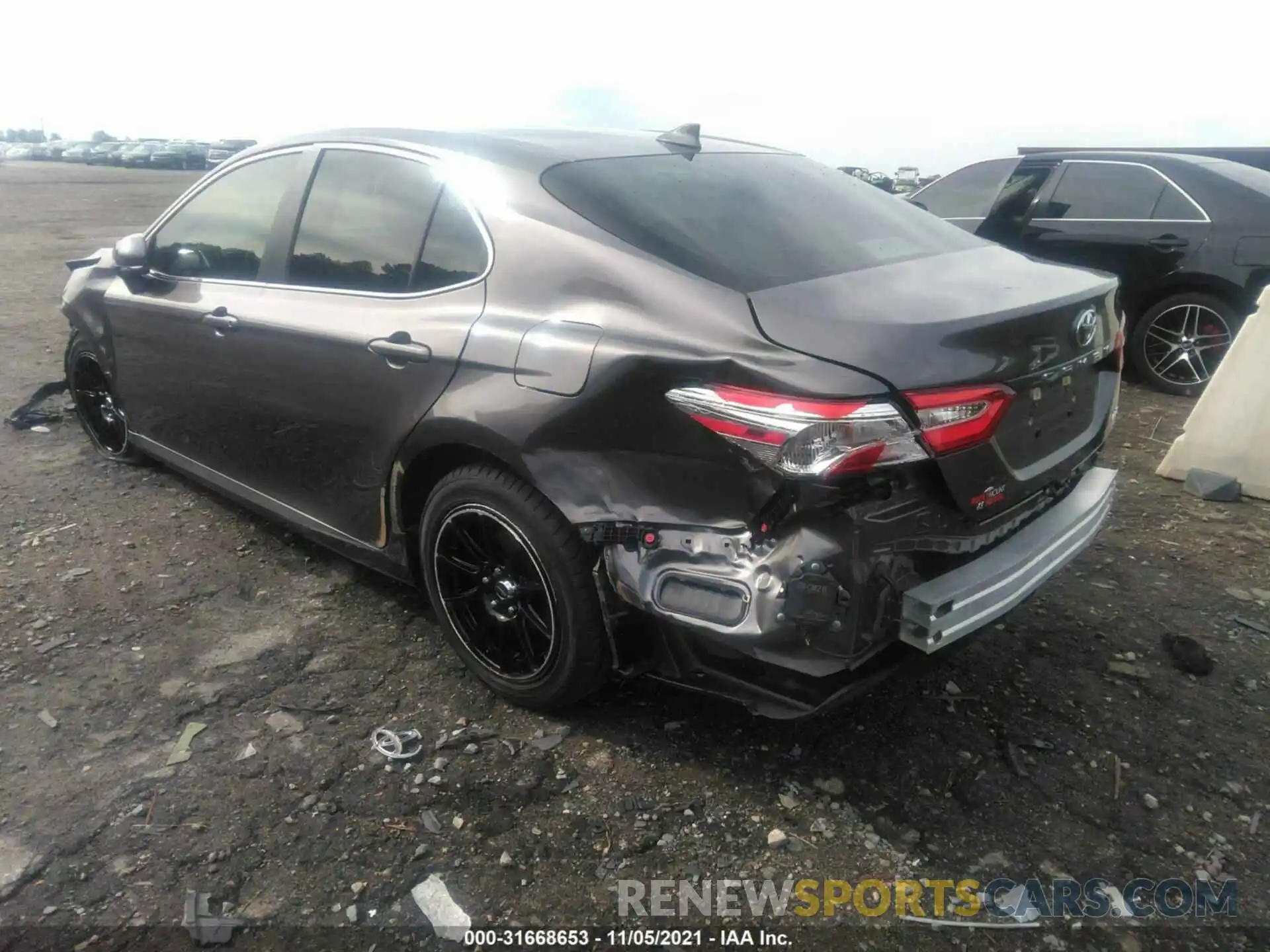 3 Photograph of a damaged car 4T1L11AK0LU859243 TOYOTA CAMRY 2020