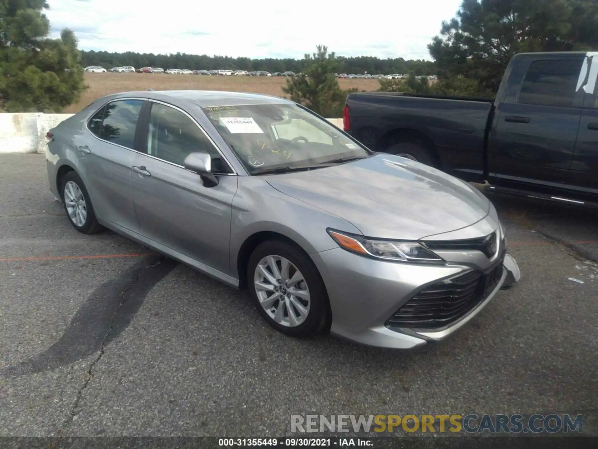 1 Photograph of a damaged car 4T1L11AK0LU919179 TOYOTA CAMRY 2020