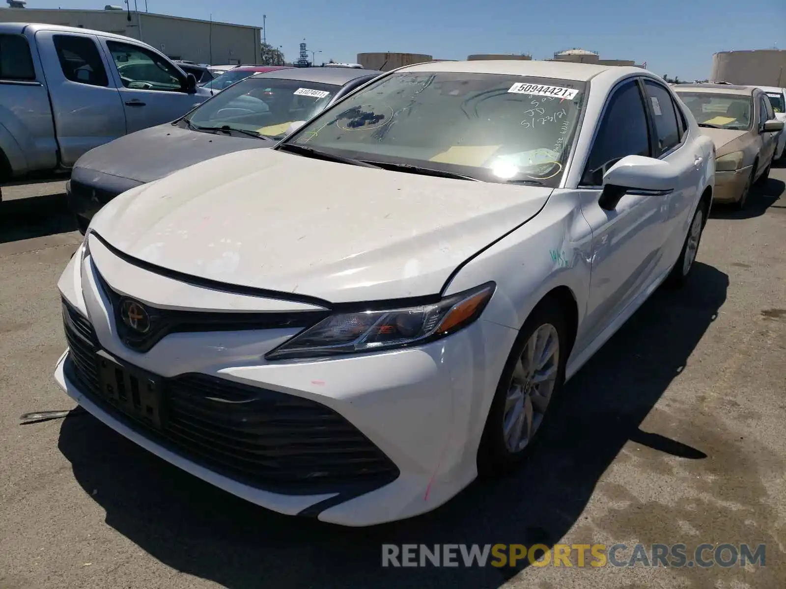 2 Photograph of a damaged car 4T1L11AK0LU974456 TOYOTA CAMRY 2020