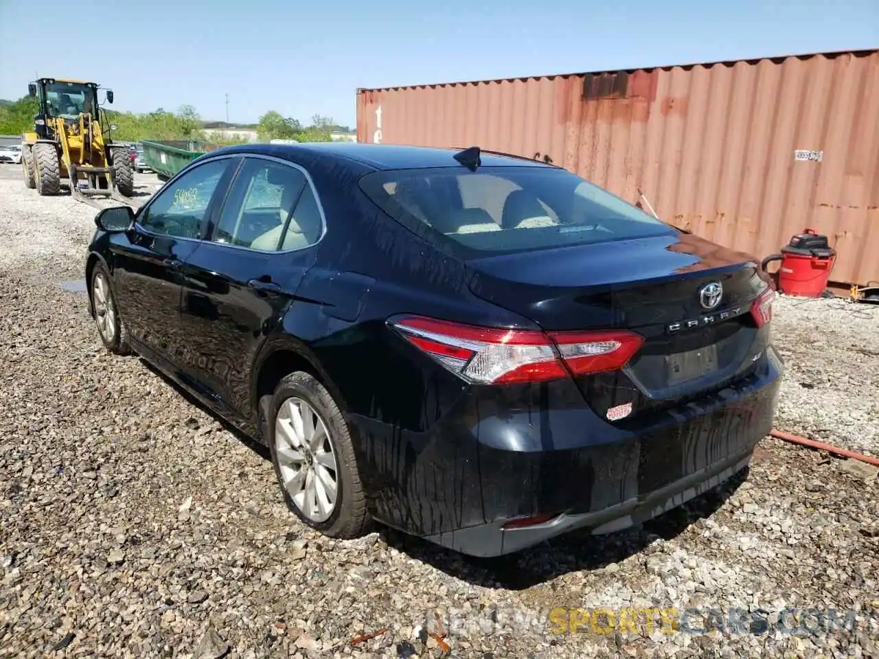 3 Photograph of a damaged car 4T1L11AK0LU982864 TOYOTA CAMRY 2020