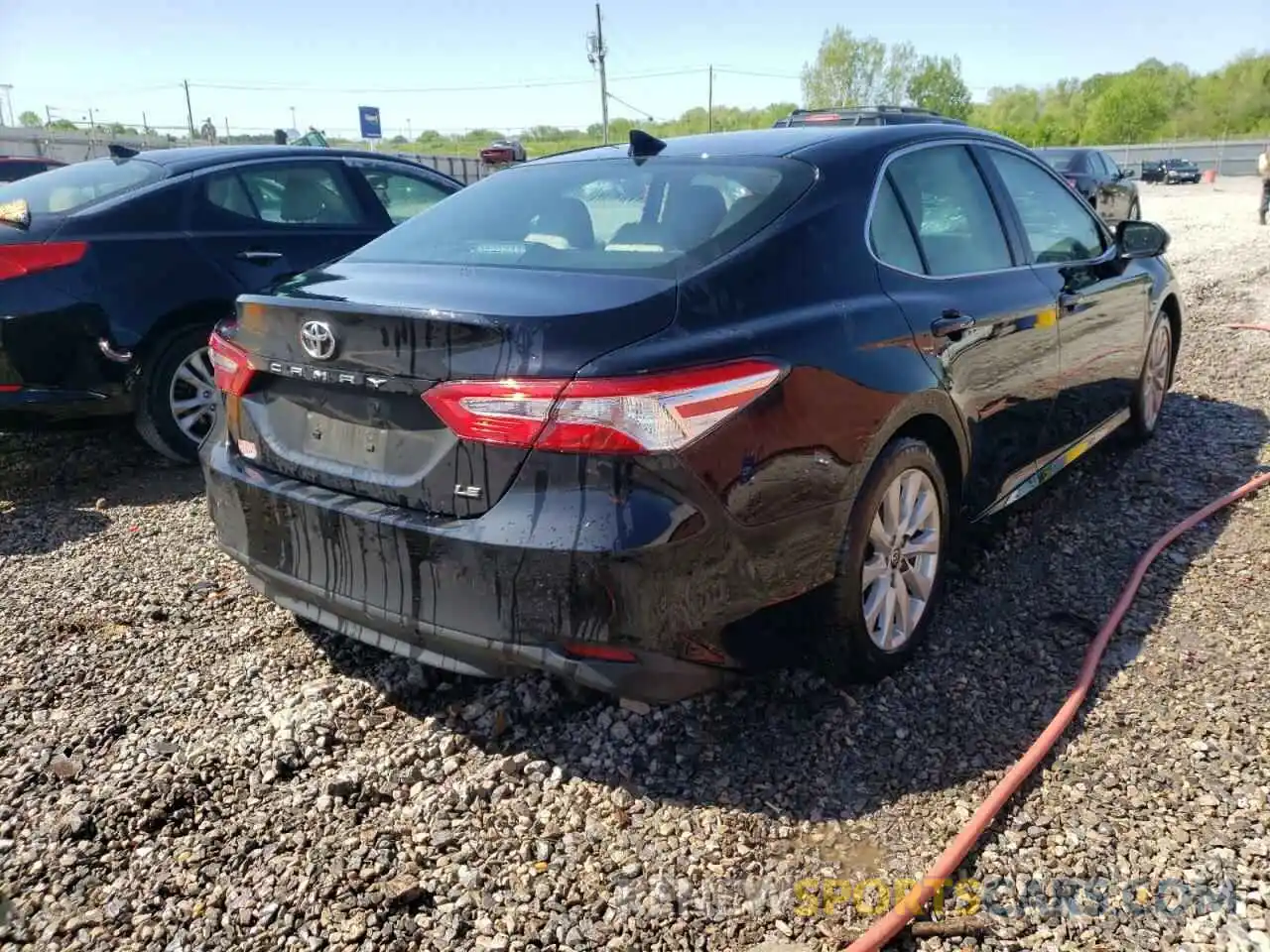 4 Photograph of a damaged car 4T1L11AK0LU982864 TOYOTA CAMRY 2020