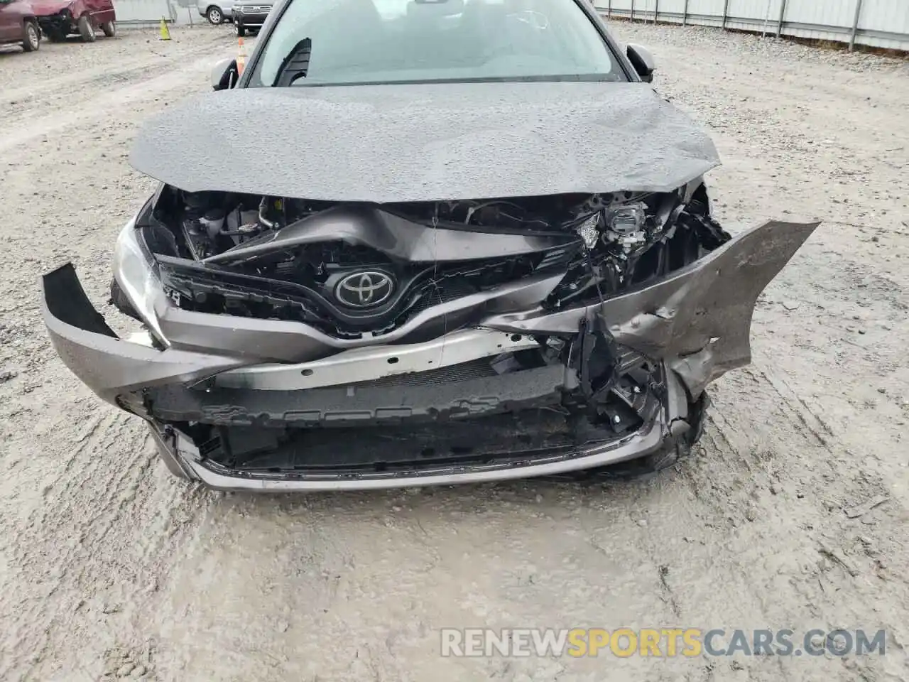 9 Photograph of a damaged car 4T1L11AK0LU991516 TOYOTA CAMRY 2020