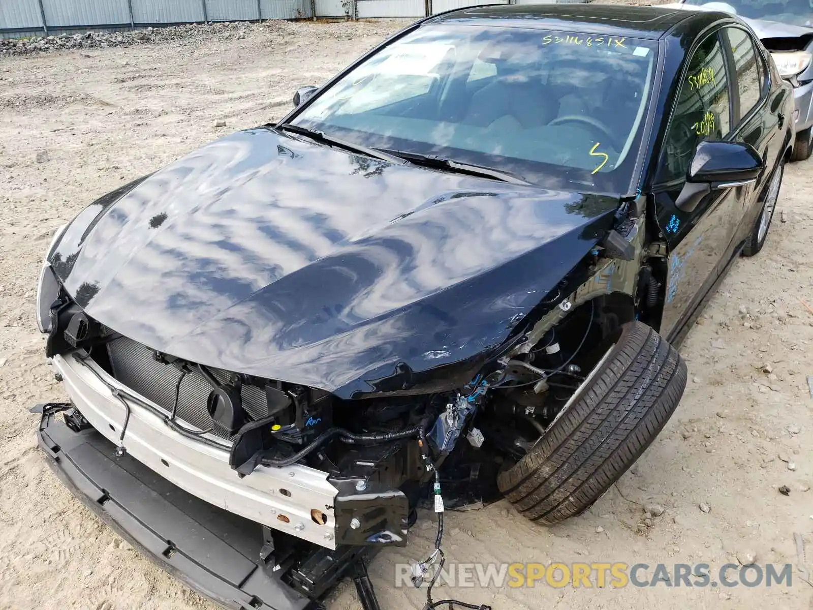 2 Photograph of a damaged car 4T1L11AK1LU304916 TOYOTA CAMRY 2020