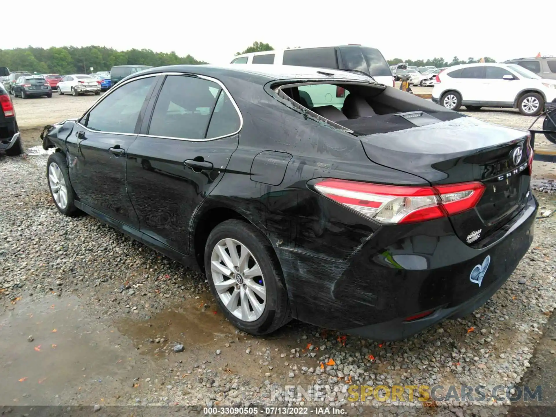 3 Photograph of a damaged car 4T1L11AK1LU901676 TOYOTA CAMRY 2020