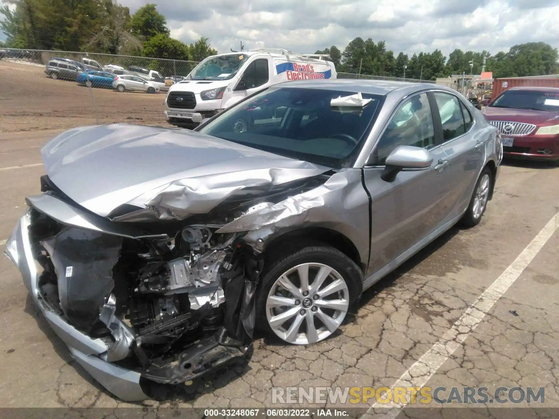 2 Photograph of a damaged car 4T1L11AK2LU922231 TOYOTA CAMRY 2020