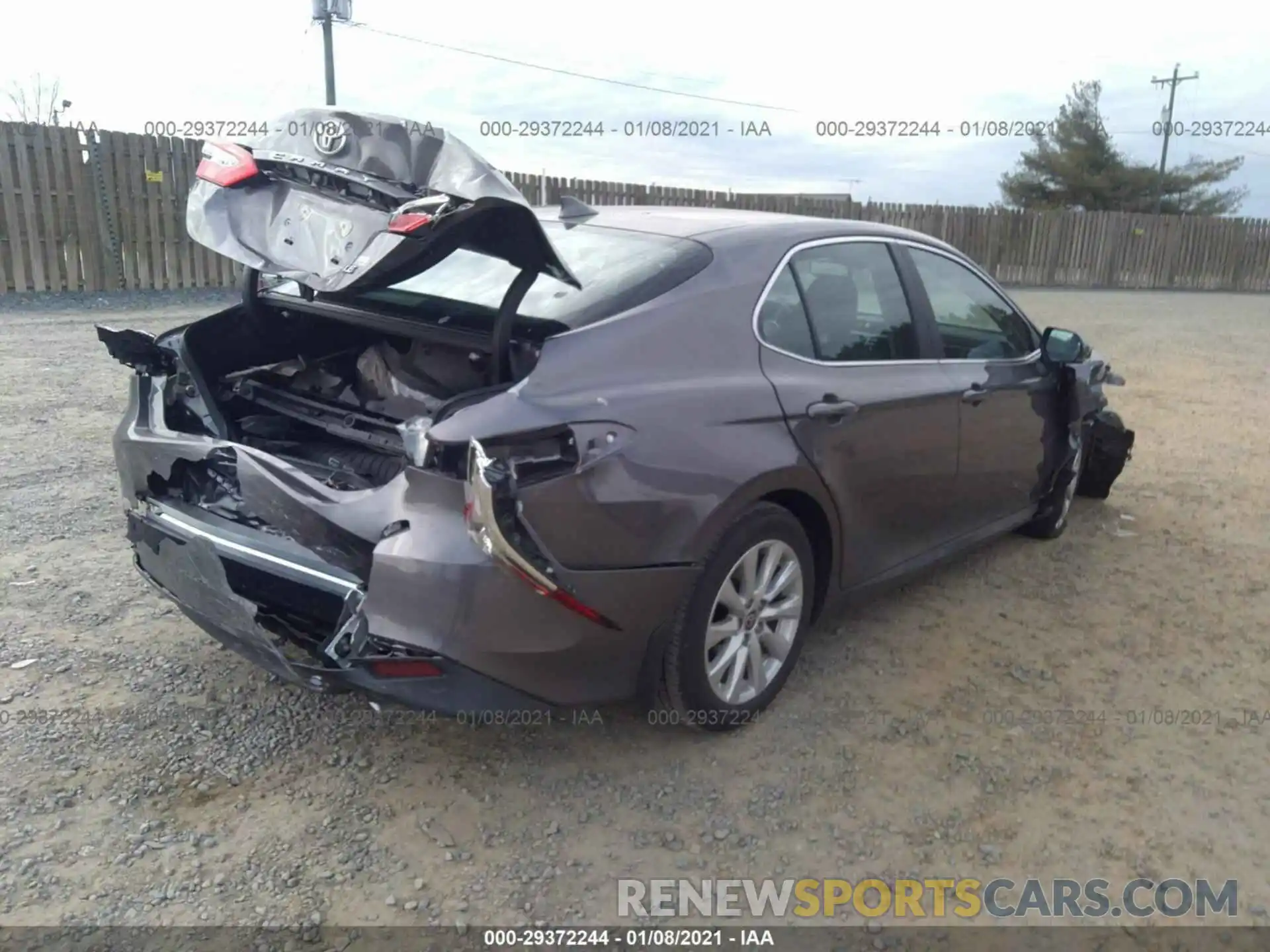 4 Фотография поврежденного автомобиля 4T1L11AK2LU996054 TOYOTA CAMRY 2020