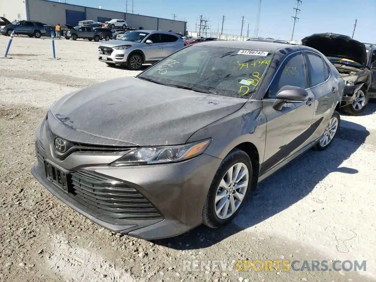 2 Photograph of a damaged car 4T1L11AK3LU394358 TOYOTA CAMRY 2020