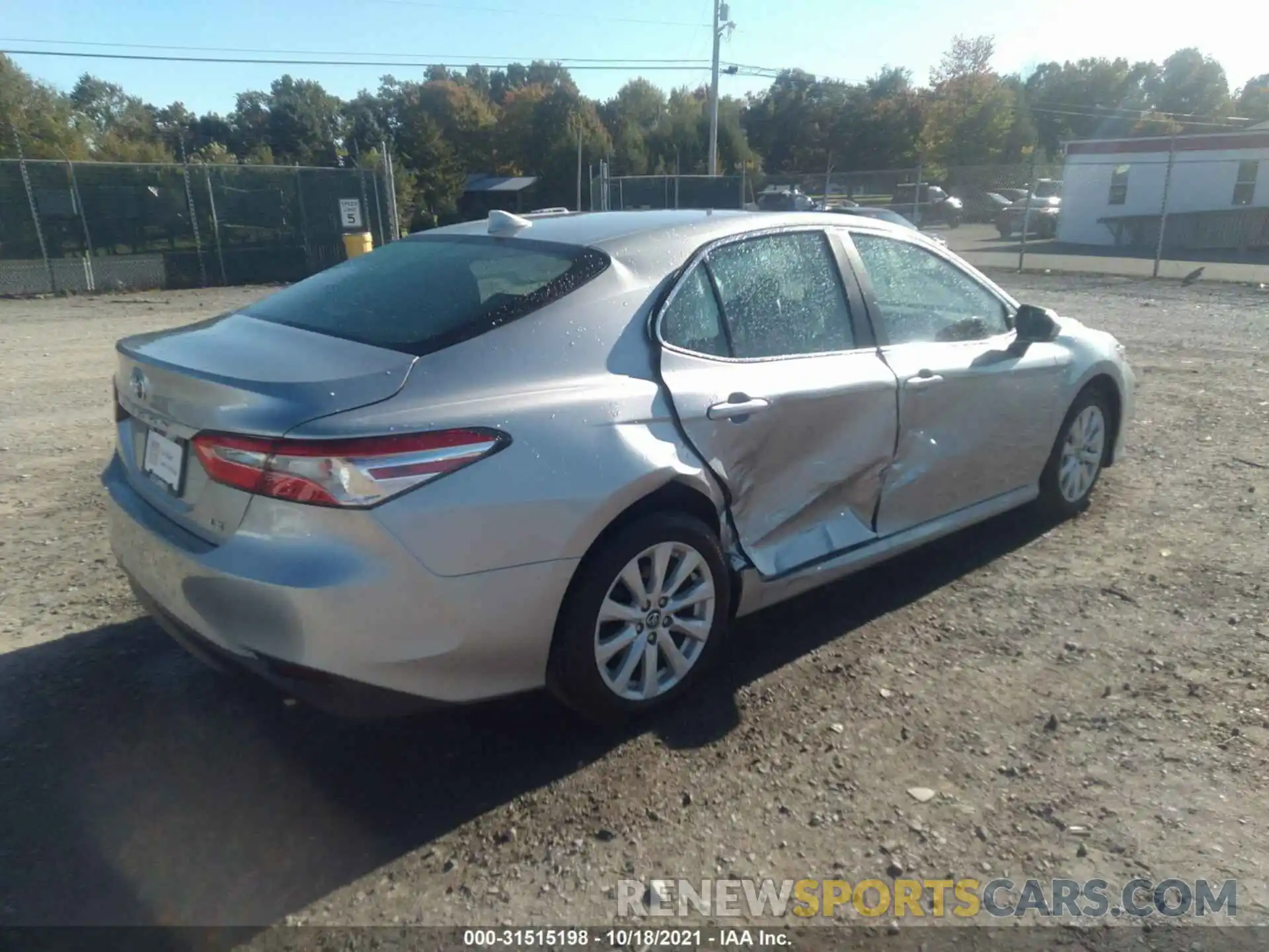 4 Photograph of a damaged car 4T1L11AK3LU870592 TOYOTA CAMRY 2020