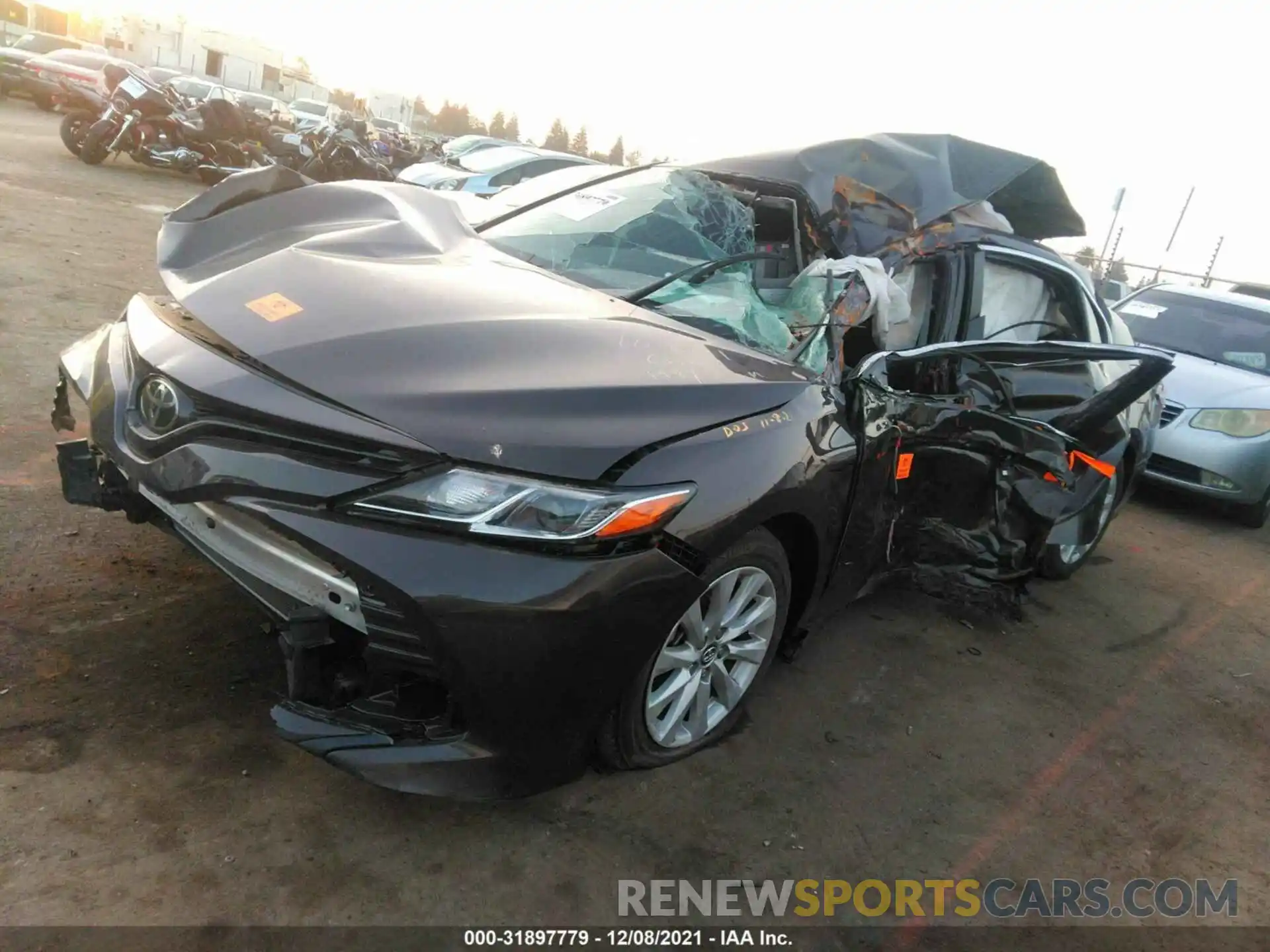 2 Photograph of a damaged car 4T1L11AK3LU926529 TOYOTA CAMRY 2020