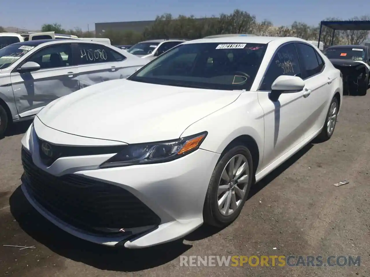 2 Photograph of a damaged car 4T1L11AK3LU937739 TOYOTA CAMRY 2020