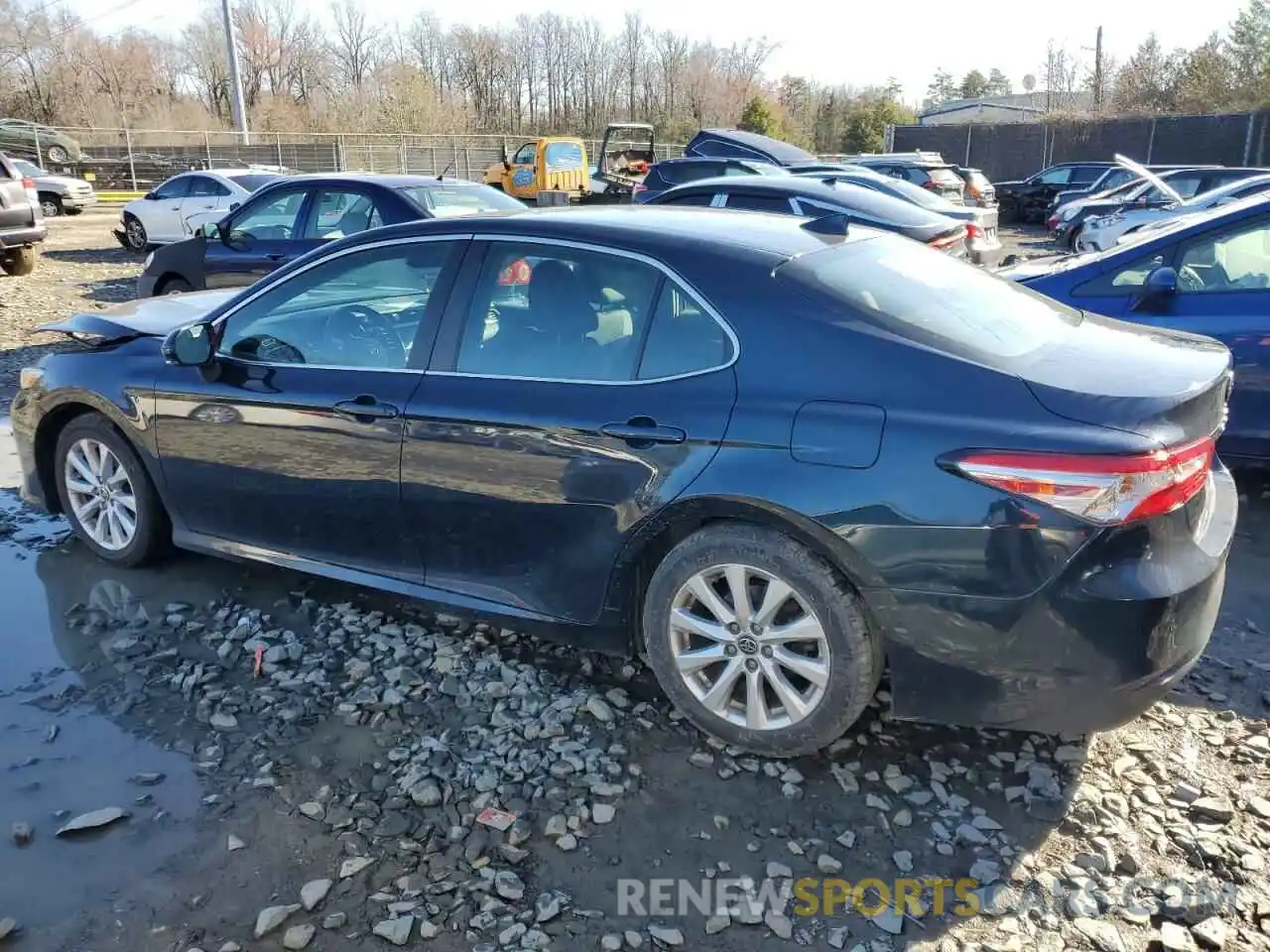 2 Photograph of a damaged car 4T1L11AK3LU947512 TOYOTA CAMRY 2020