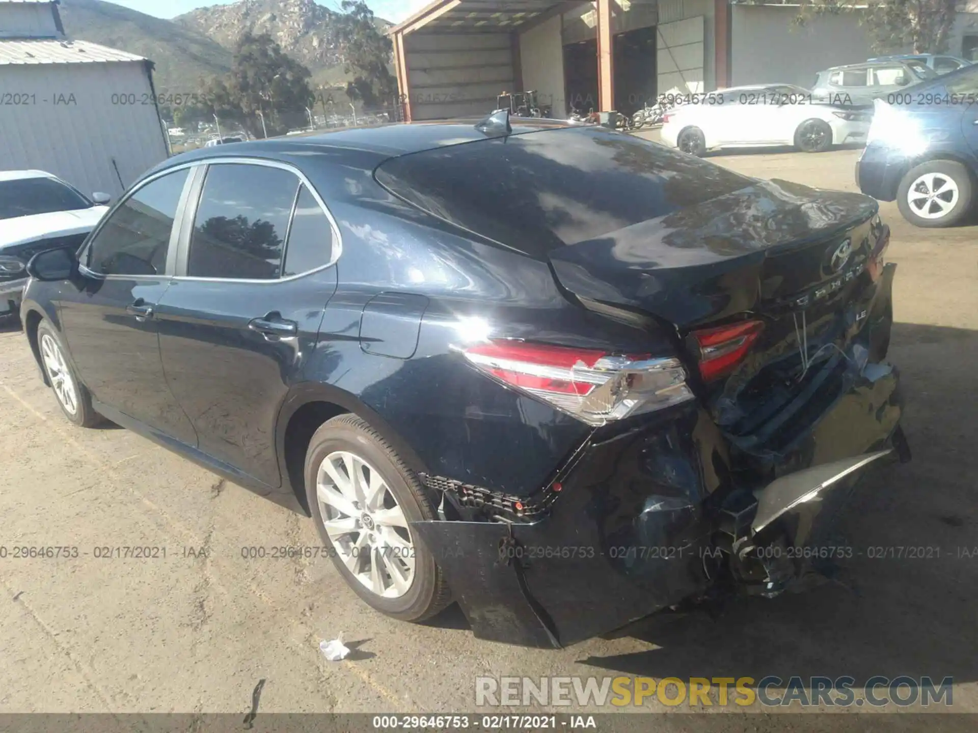 3 Photograph of a damaged car 4T1L11AK3LU997343 TOYOTA CAMRY 2020