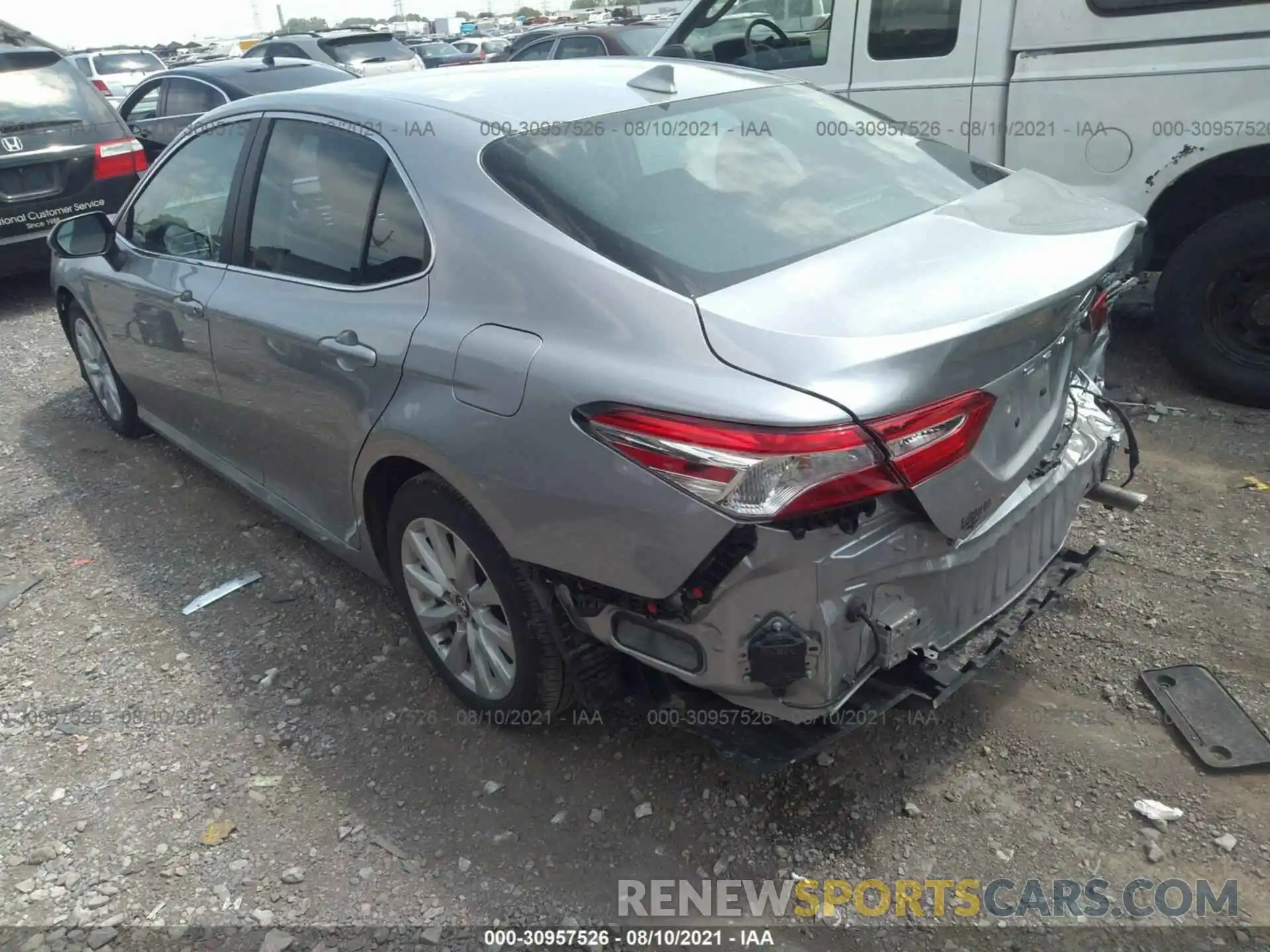 3 Photograph of a damaged car 4T1L11AK4L4921727 TOYOTA CAMRY 2020