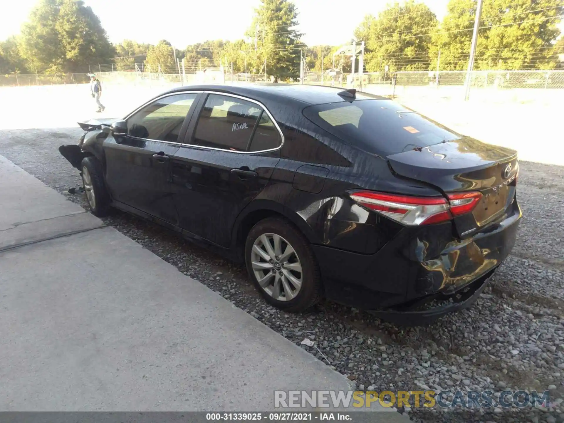 3 Photograph of a damaged car 4T1L11AK4LU325307 TOYOTA CAMRY 2020