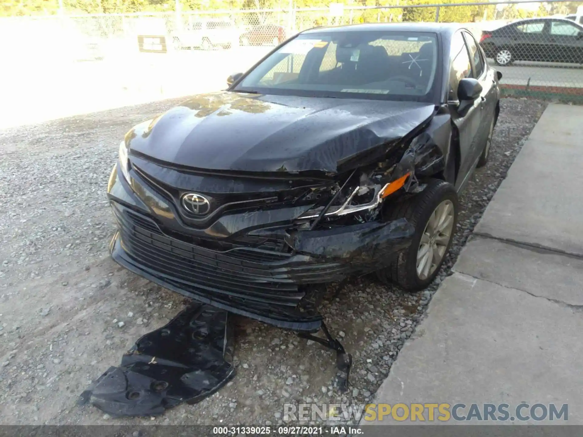 6 Photograph of a damaged car 4T1L11AK4LU325307 TOYOTA CAMRY 2020