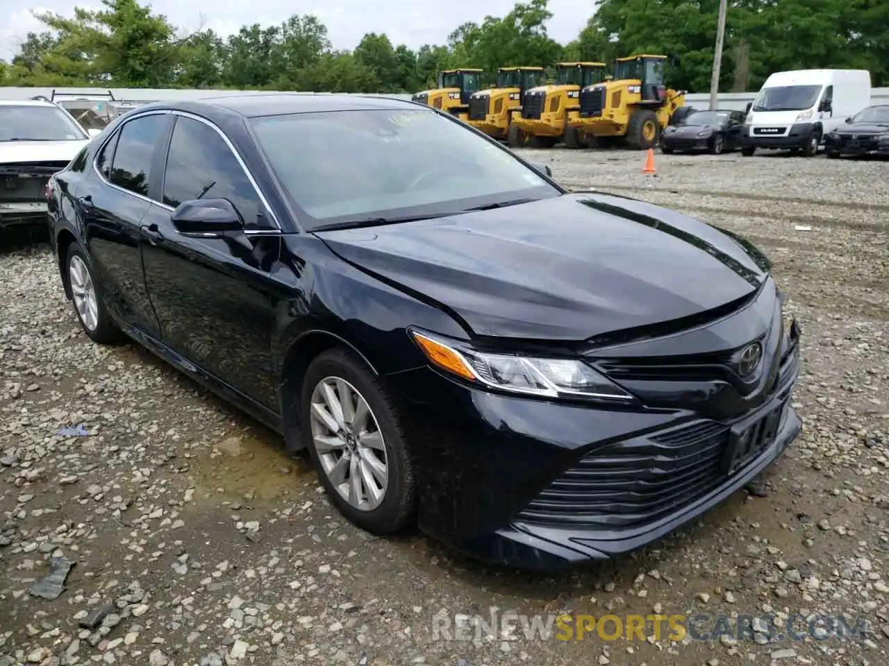 1 Photograph of a damaged car 4T1L11AK4LU864994 TOYOTA CAMRY 2020