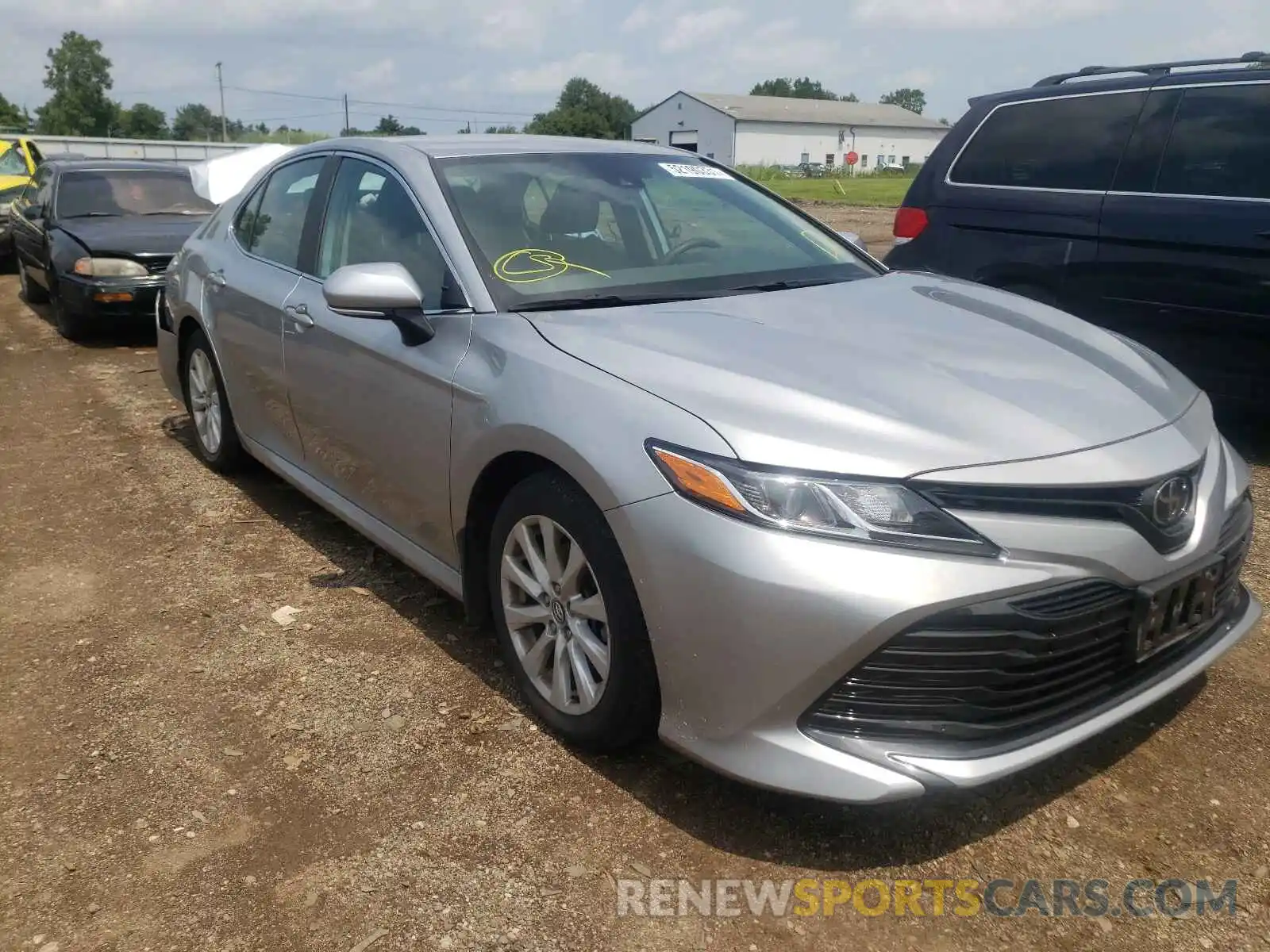 1 Photograph of a damaged car 4T1L11AK4LU865806 TOYOTA CAMRY 2020