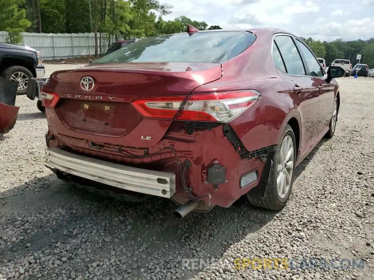 4 Photograph of a damaged car 4T1L11AK4LU888969 TOYOTA CAMRY 2020