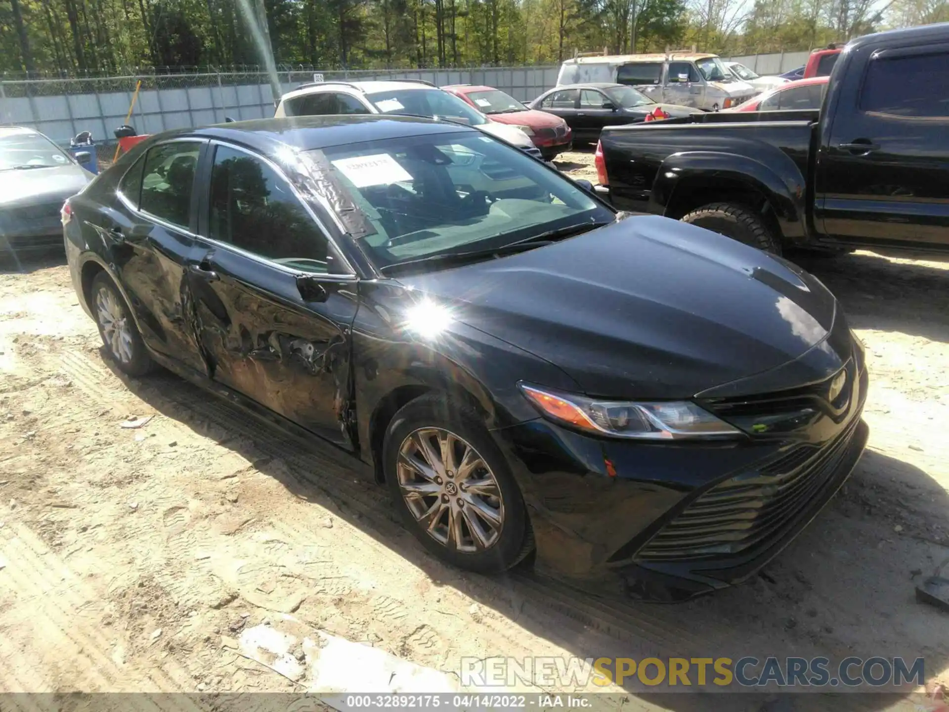 1 Photograph of a damaged car 4T1L11AK4LU904829 TOYOTA CAMRY 2020