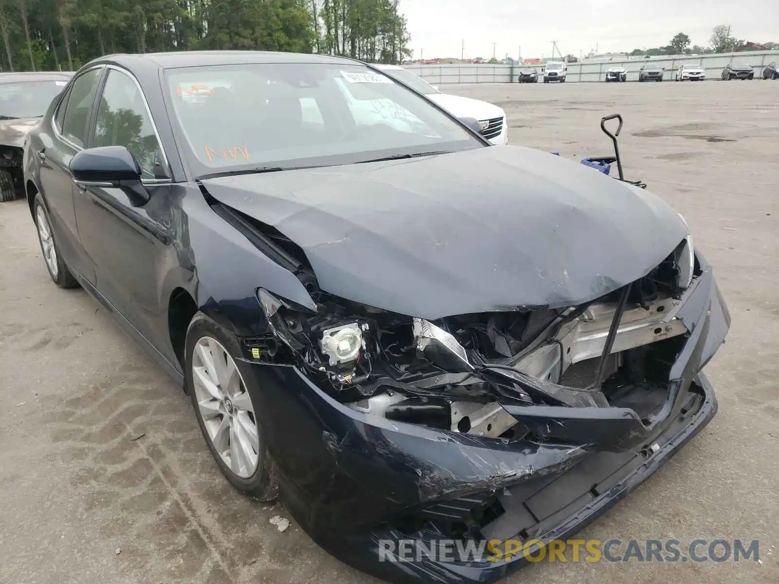 1 Photograph of a damaged car 4T1L11AK4LU921856 TOYOTA CAMRY 2020