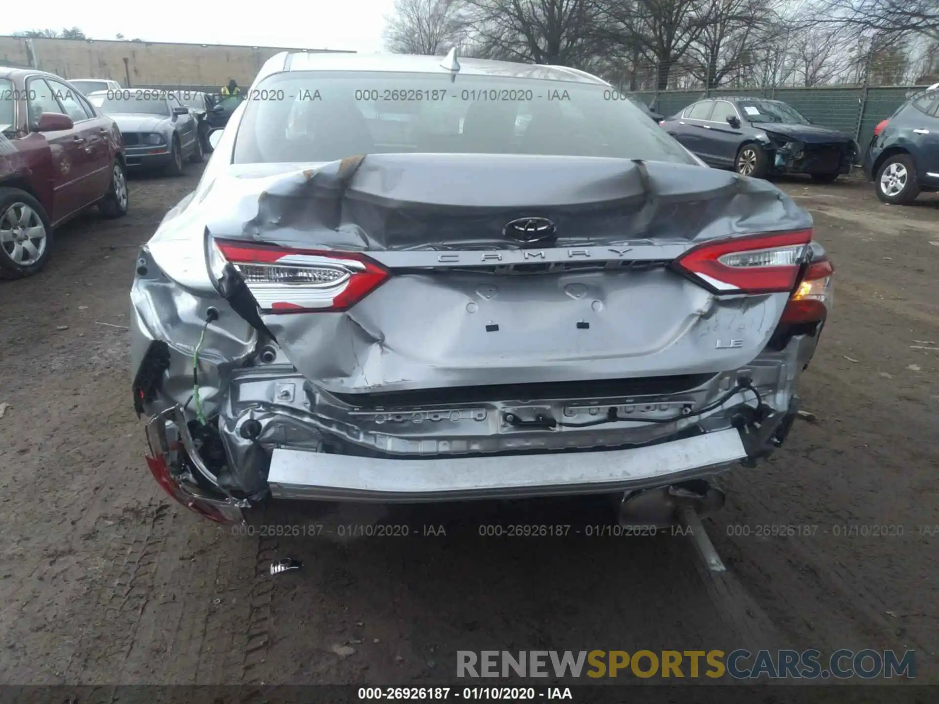 6 Photograph of a damaged car 4T1L11AK5LU322674 TOYOTA CAMRY 2020