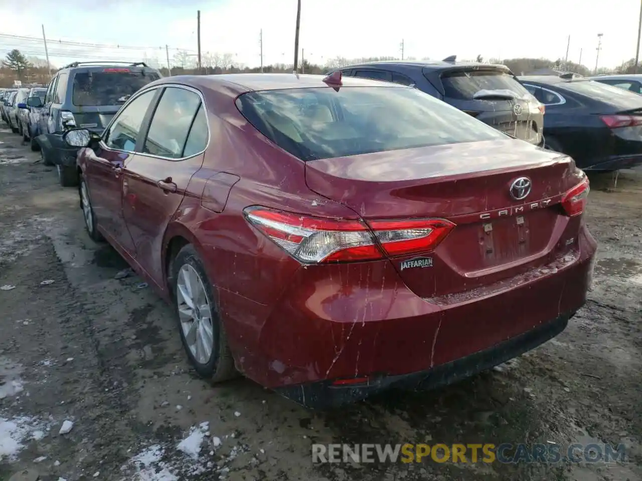 3 Photograph of a damaged car 4T1L11AK5LU400130 TOYOTA CAMRY 2020