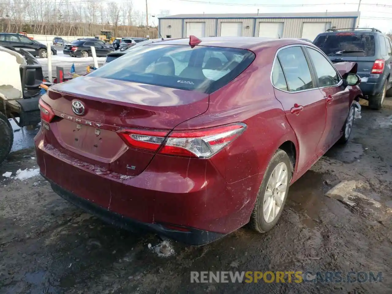 4 Photograph of a damaged car 4T1L11AK5LU400130 TOYOTA CAMRY 2020