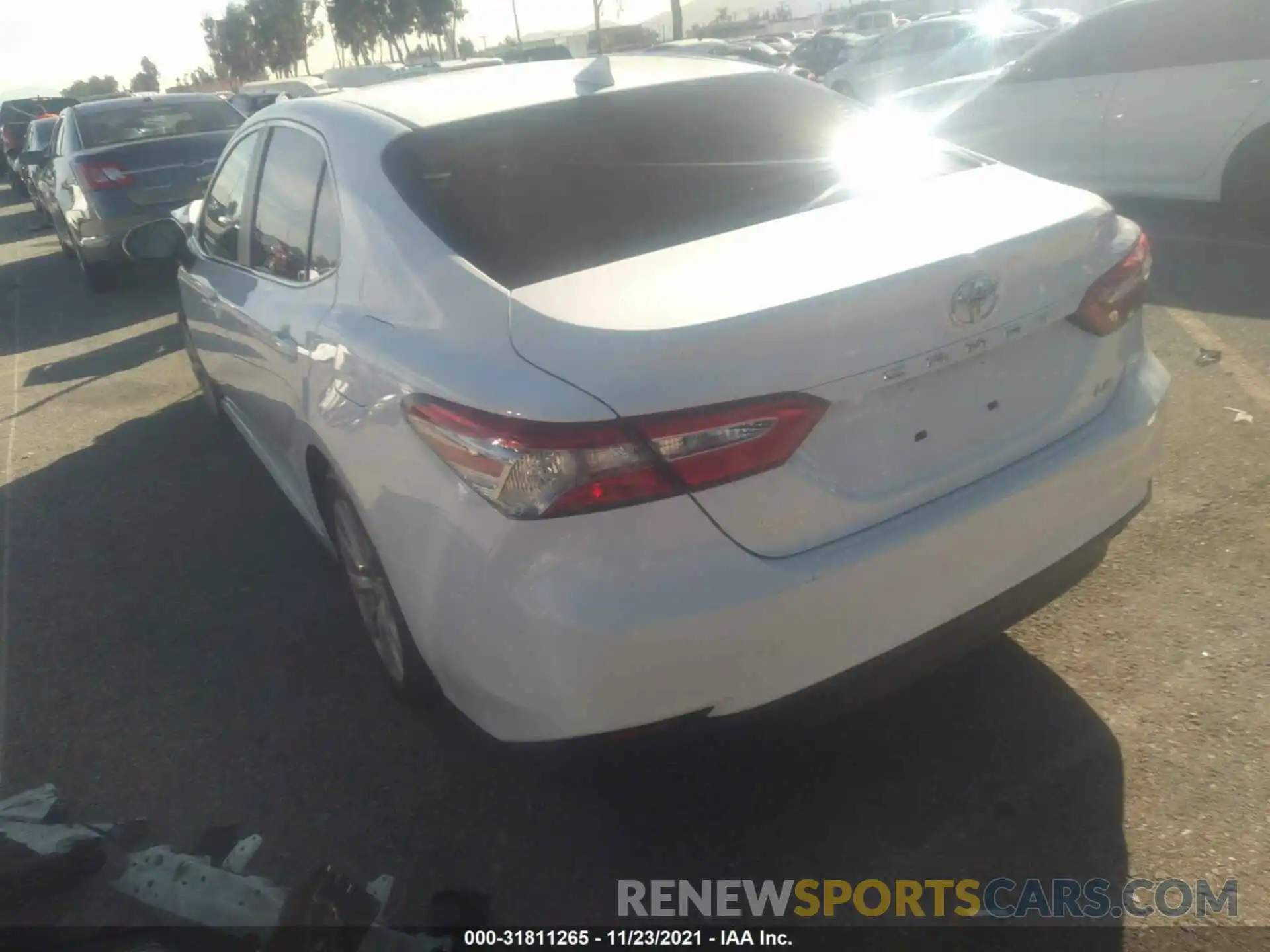 3 Photograph of a damaged car 4T1L11AK6LU924712 TOYOTA CAMRY 2020