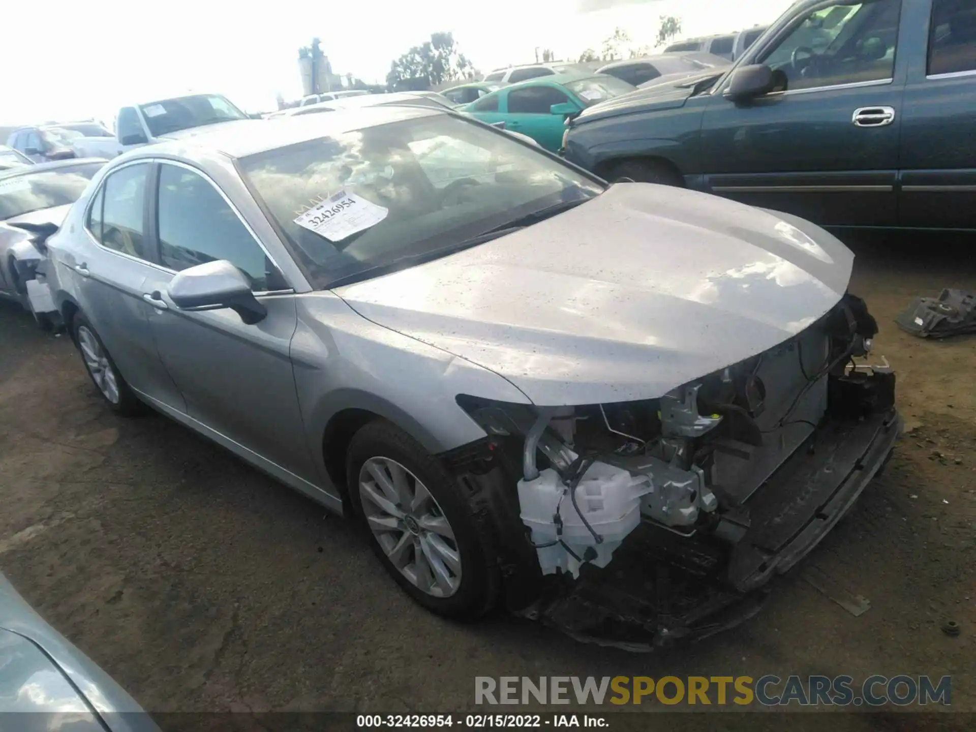 1 Photograph of a damaged car 4T1L11AK7LU386750 TOYOTA CAMRY 2020