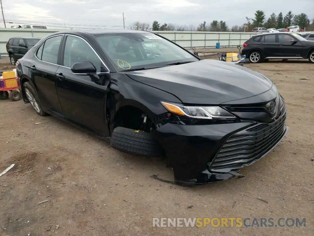 1 Photograph of a damaged car 4T1L11AK7LU391351 TOYOTA CAMRY 2020