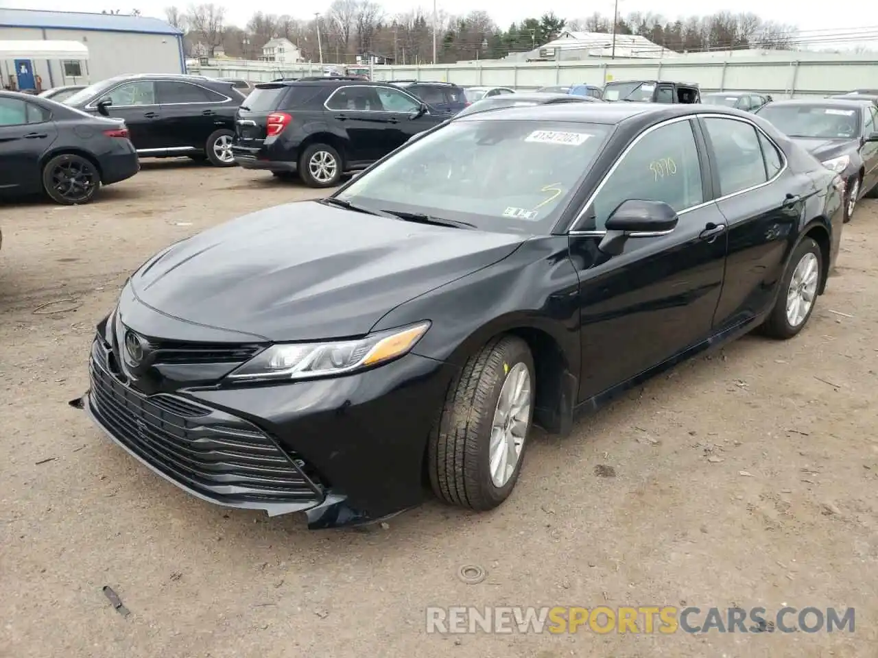 2 Photograph of a damaged car 4T1L11AK7LU391351 TOYOTA CAMRY 2020