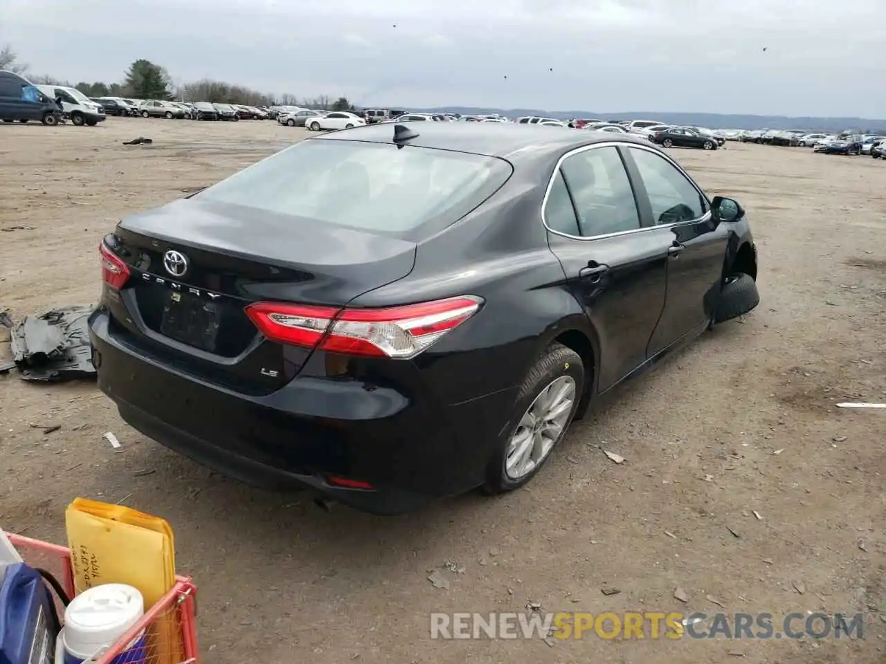 4 Photograph of a damaged car 4T1L11AK7LU391351 TOYOTA CAMRY 2020