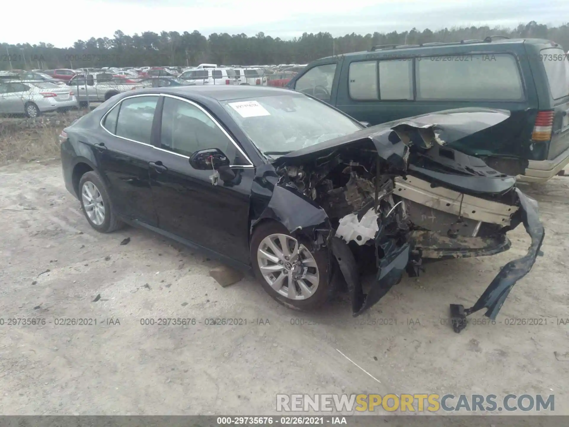 1 Photograph of a damaged car 4T1L11AK7LU929434 TOYOTA CAMRY 2020
