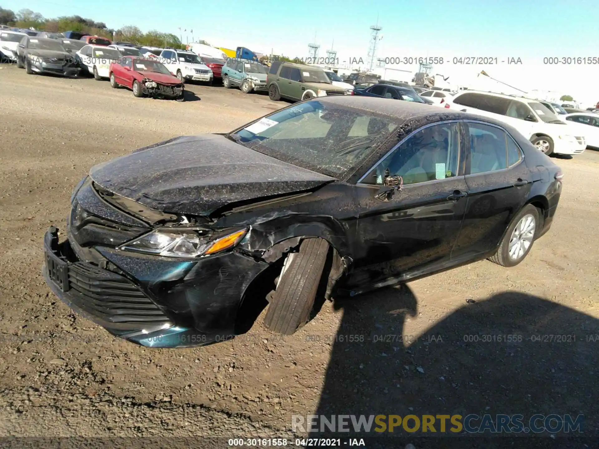 2 Photograph of a damaged car 4T1L11AK7LU950140 TOYOTA CAMRY 2020