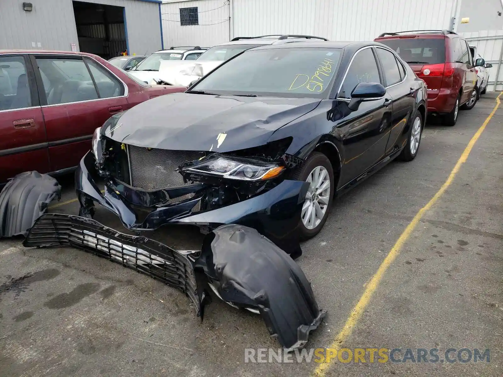 2 Photograph of a damaged car 4T1L11AK7LU953166 TOYOTA CAMRY 2020