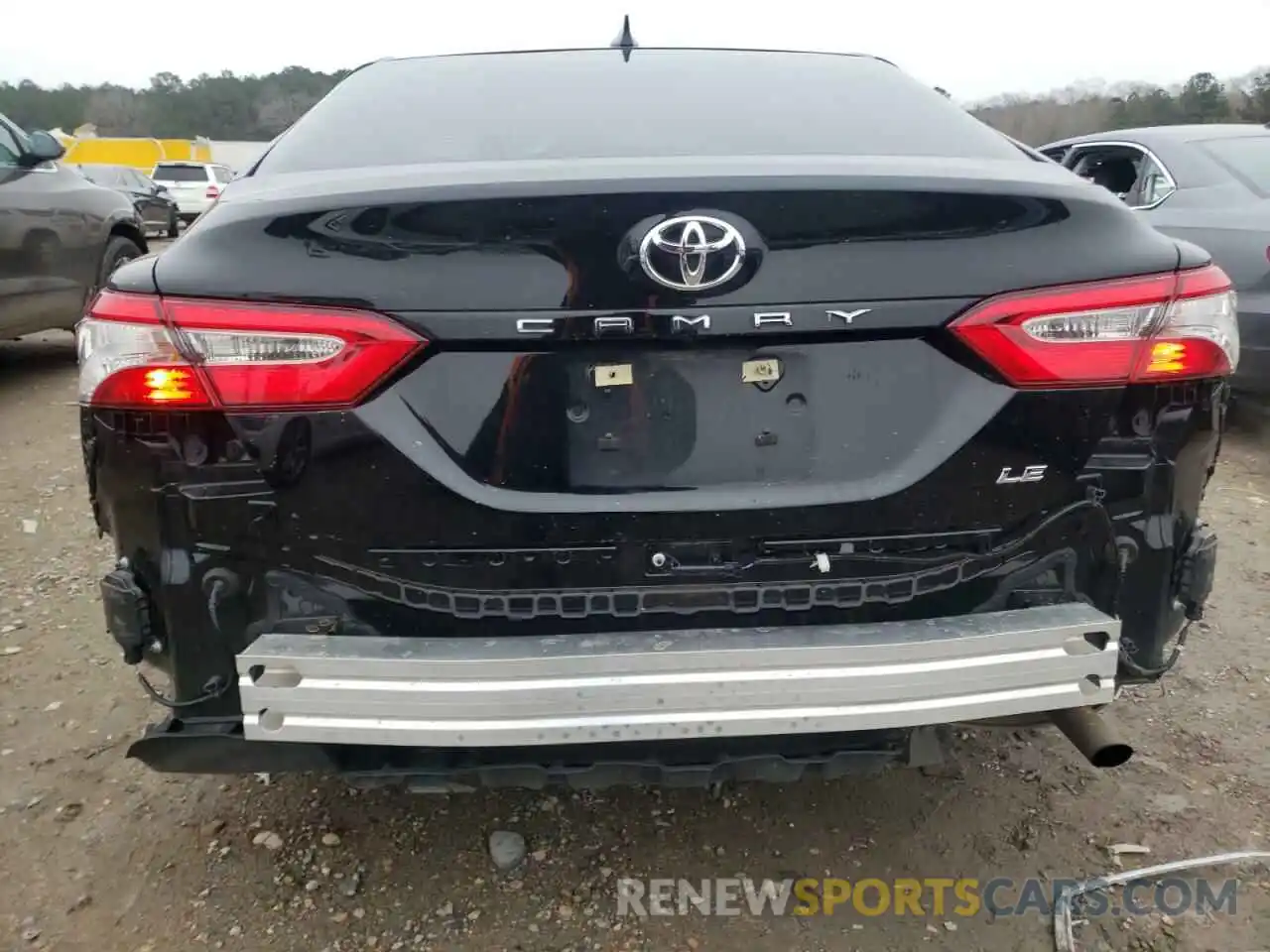 9 Photograph of a damaged car 4T1L11AK7LU996065 TOYOTA CAMRY 2020