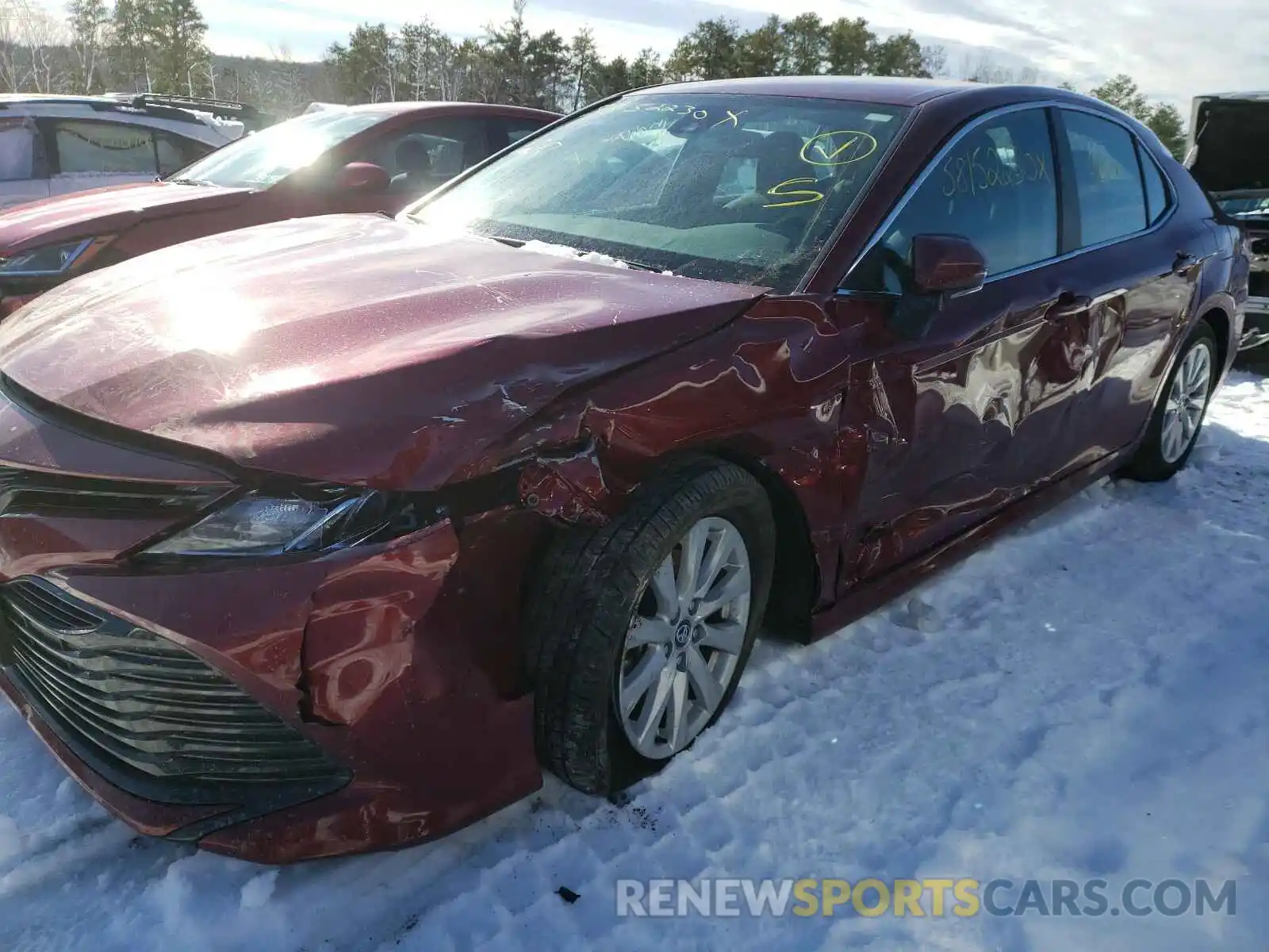 9 Photograph of a damaged car 4T1L11AK8LU304332 TOYOTA CAMRY 2020