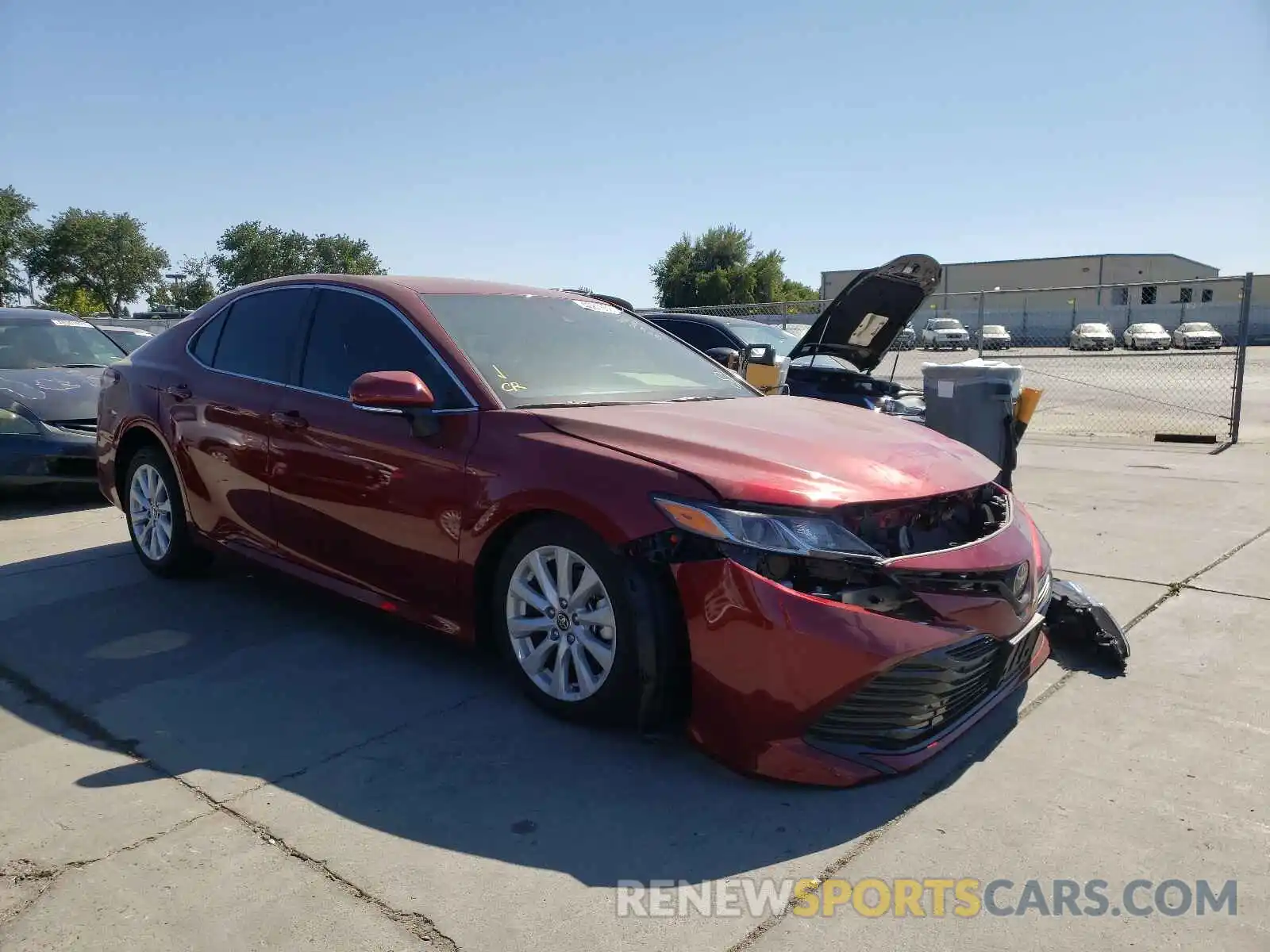 1 Photograph of a damaged car 4T1L11AK8LU371321 TOYOTA CAMRY 2020