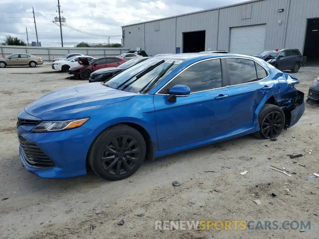 1 Photograph of a damaged car 4T1L11AK9LU379332 TOYOTA CAMRY 2020