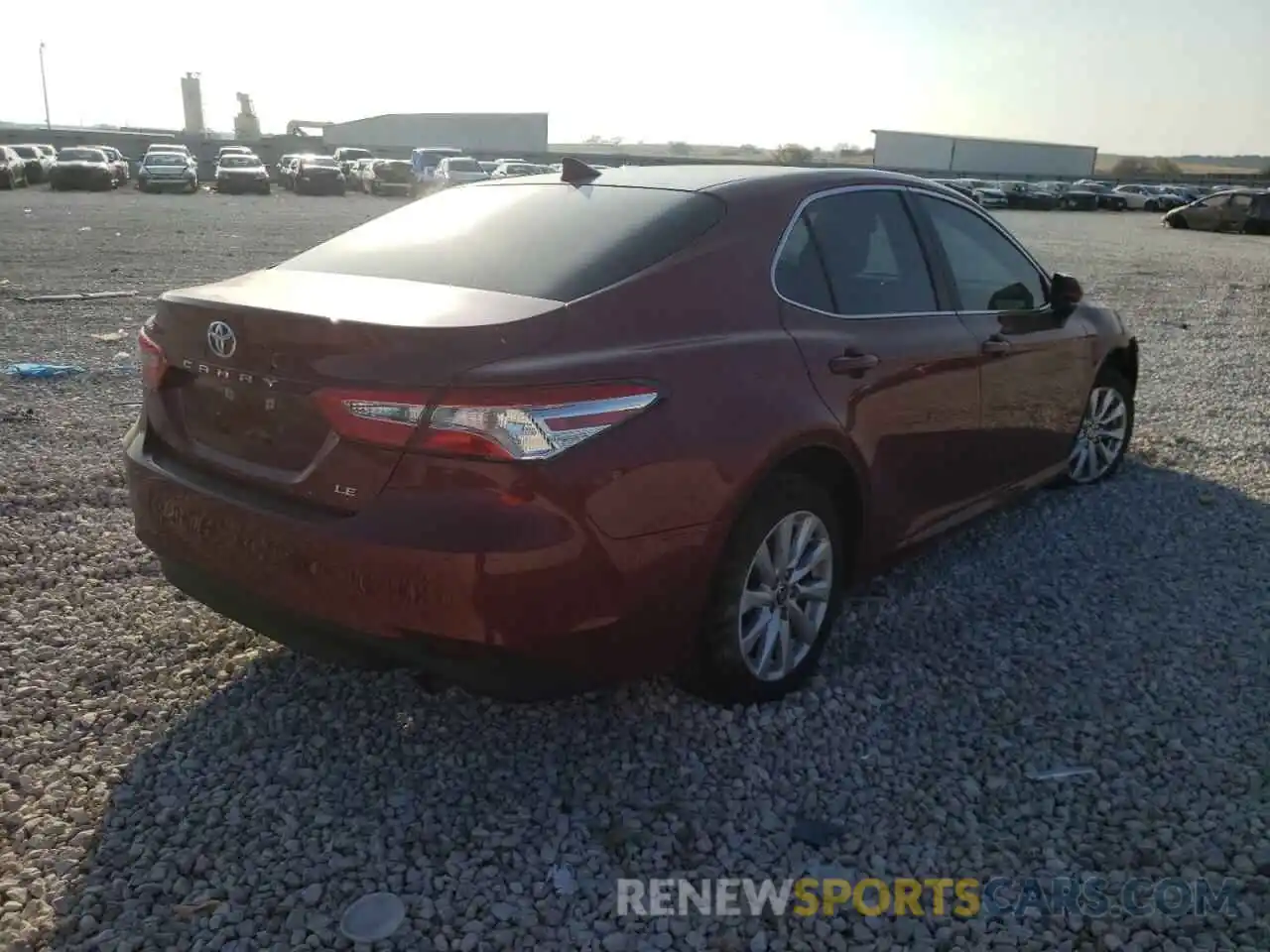 4 Photograph of a damaged car 4T1L11AK9LU391657 TOYOTA CAMRY 2020