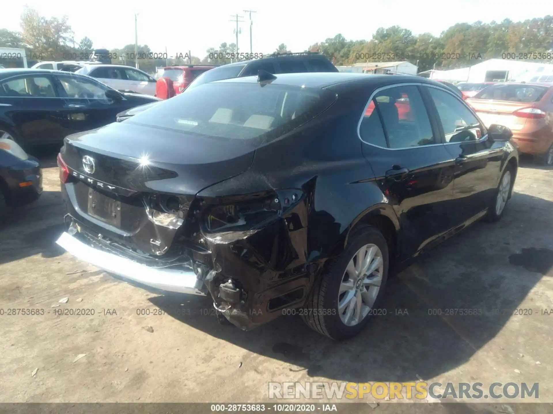 4 Photograph of a damaged car 4T1L11AK9LU913932 TOYOTA CAMRY 2020