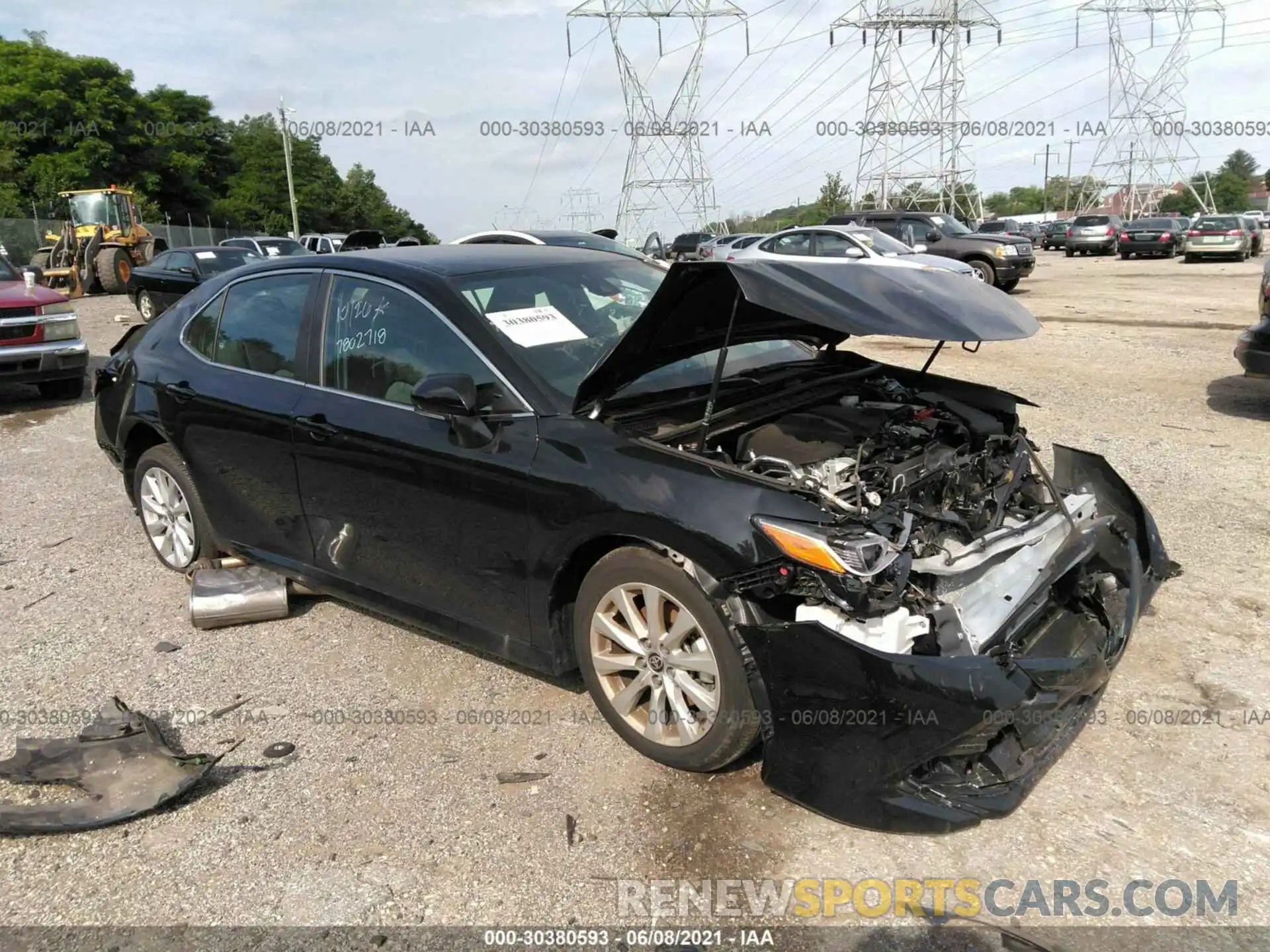 1 Photograph of a damaged car 4T1L11AK9LU981275 TOYOTA CAMRY 2020