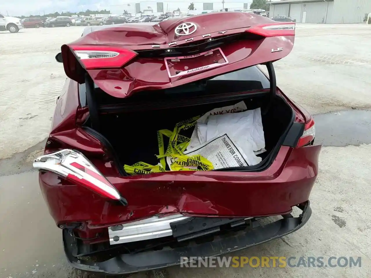 9 Photograph of a damaged car 4T1L11AK9LU999890 TOYOTA CAMRY 2020